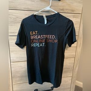 Breastfeeding, online shop black t-shirt Small